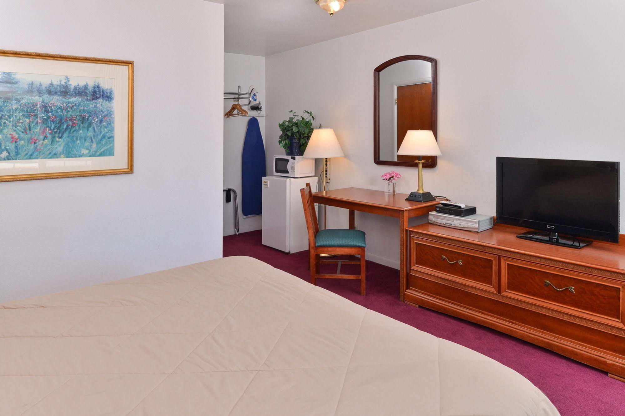 Majestic Inn & Suites Klamath Falls Eksteriør billede